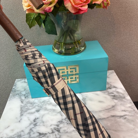 NWT Authentic Burberry Check Trafalgar Folding Umbrella - Retail $580 - Picture 3 of 6